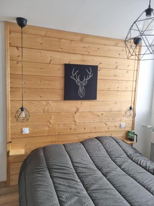 Appartement Tres Lumineux Egat Eksteriør bilde