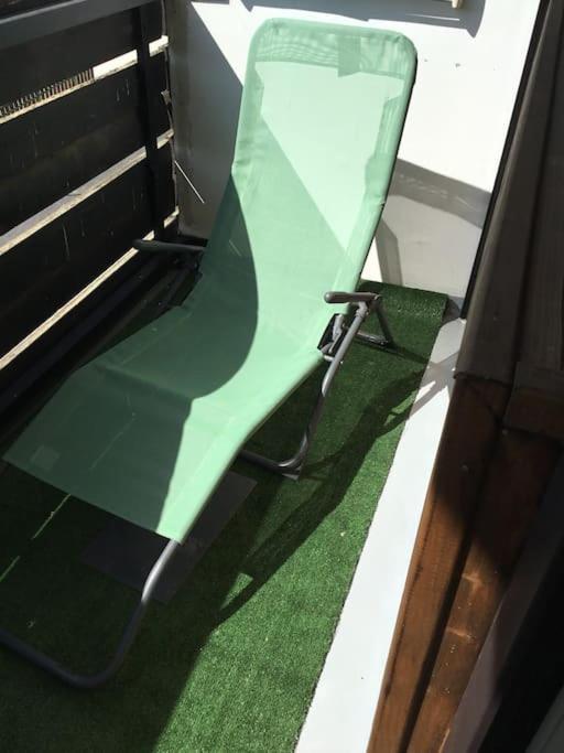 Appartement Tres Lumineux Egat Eksteriør bilde