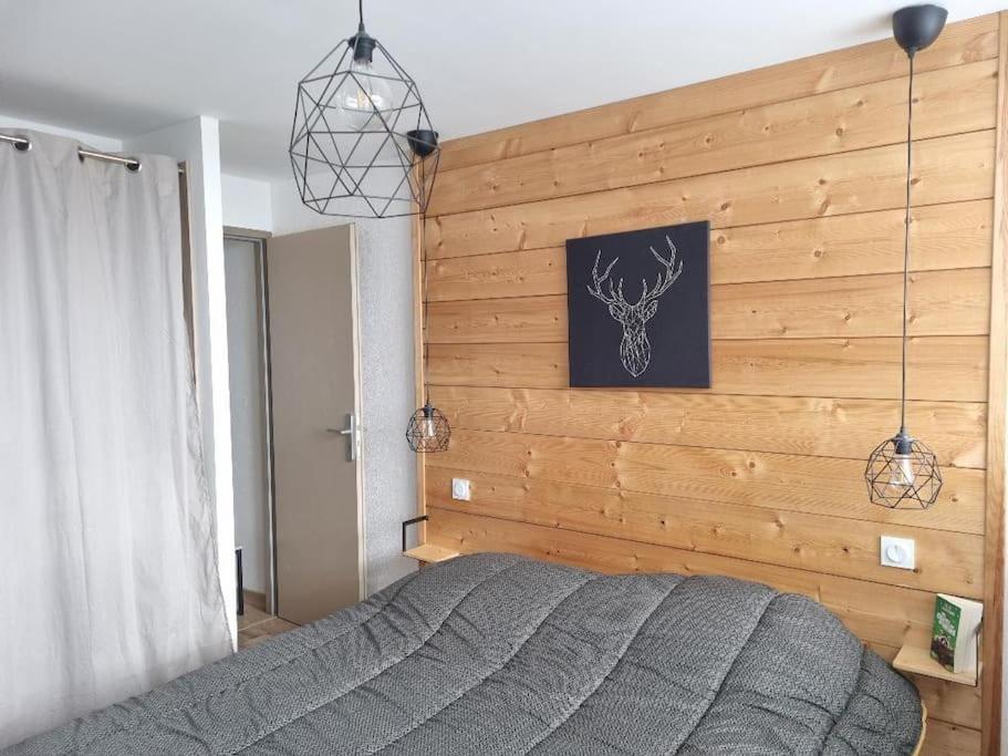 Appartement Tres Lumineux Egat Eksteriør bilde