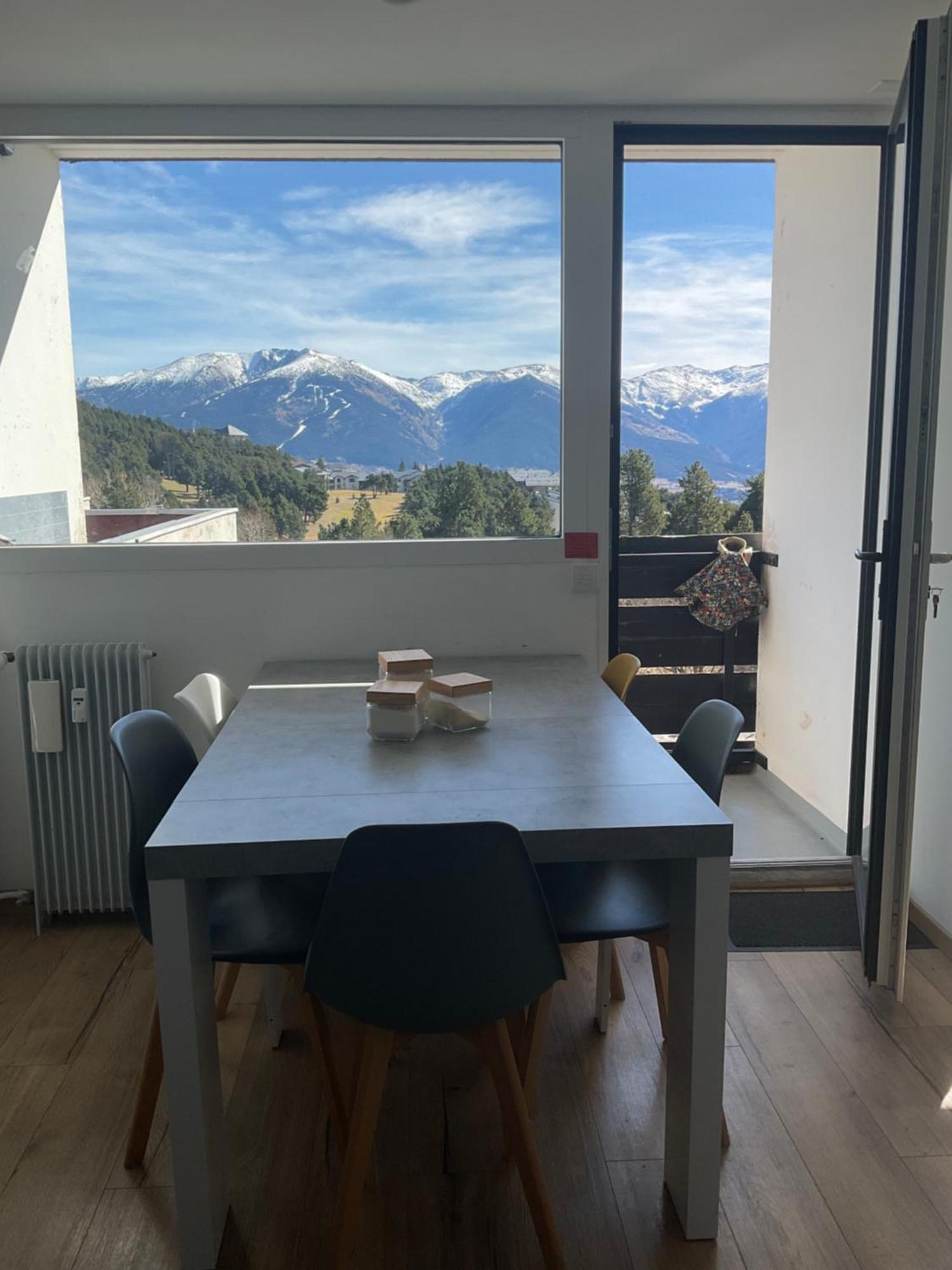 Appartement Tres Lumineux Egat Eksteriør bilde